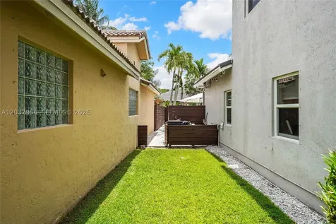 4152 Sapphire Terrace Weston FL 33331