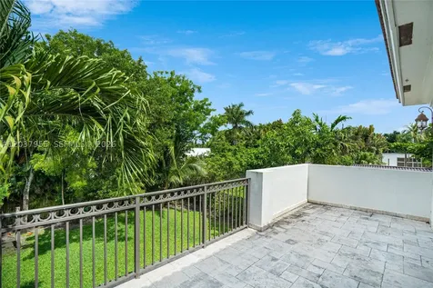8919 NE 10th Avenue Miami FL 33138