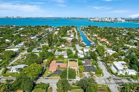8919 NE 10th Avenue Miami FL 33138