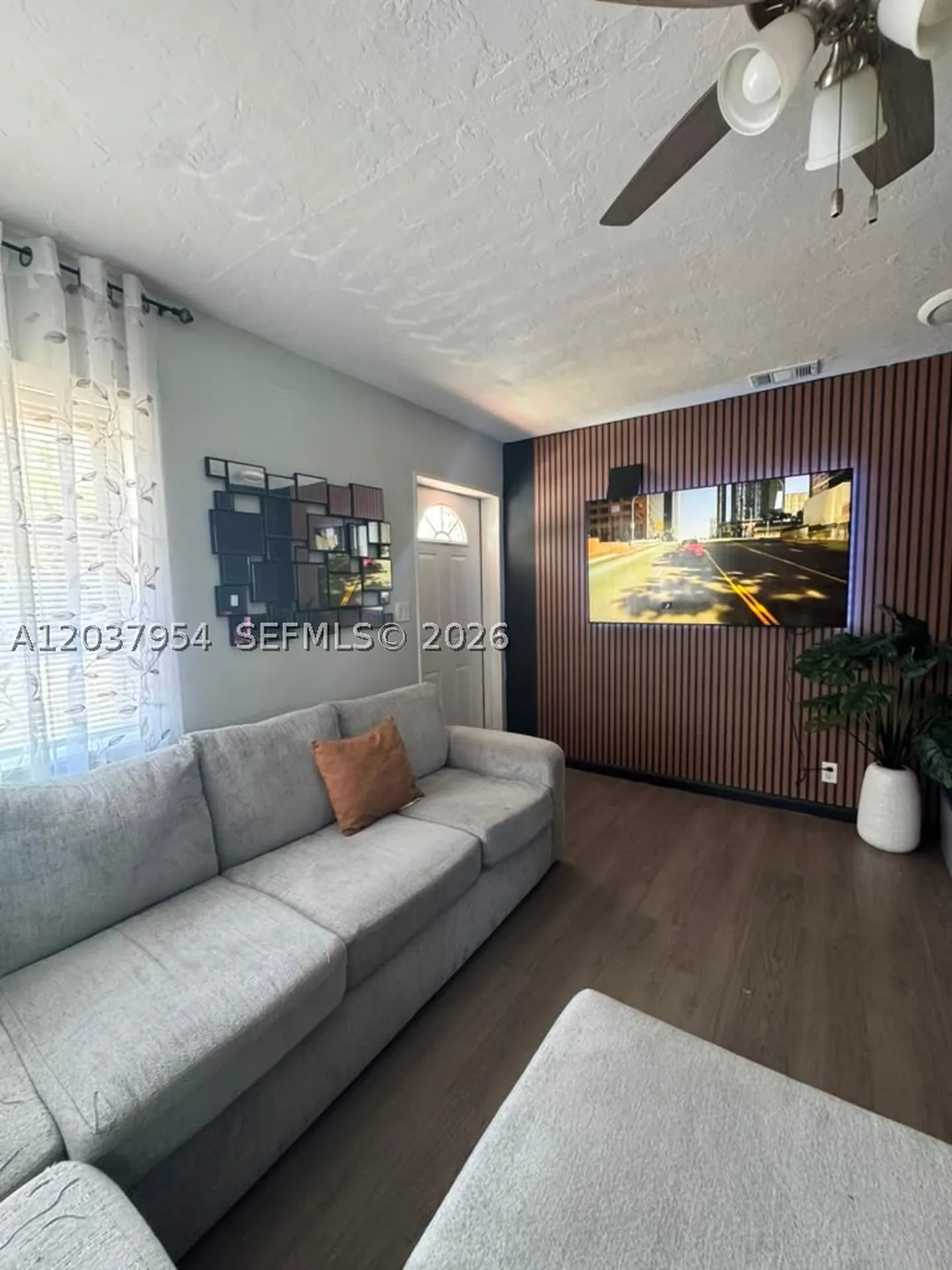 2434 Pierce Street Hollywood FL 33020