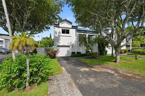 21150 NE 3rd Avenue Miami FL 33179