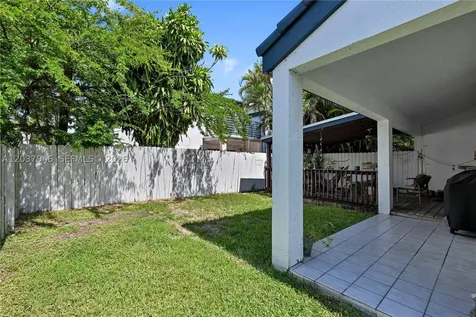 21150 NE 3rd Avenue Miami FL 33179