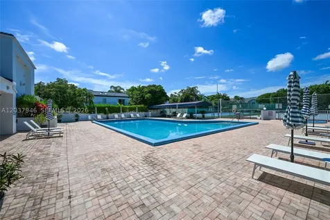 21150 NE 3rd Avenue Miami FL 33179