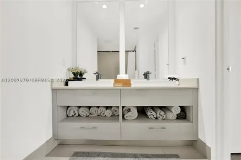 45 SW 9th Street Miami FL 33130
