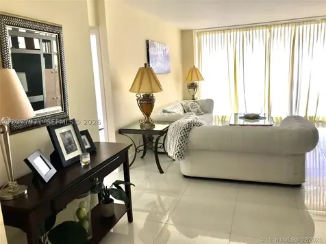 19707 Turnberry Way Aventura FL 33180