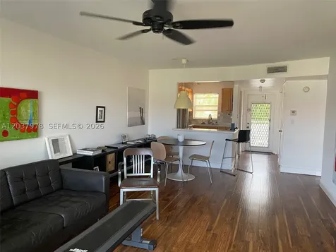 8861 Sunrise Lakes Boulevard Sunrise FL 33322