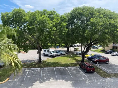 8861 Sunrise Lakes Boulevard Sunrise FL 33322