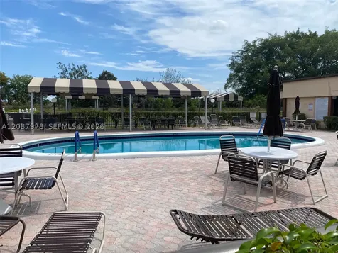 8861 Sunrise Lakes Boulevard Sunrise FL 33322
