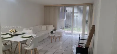 10000 NW 80th Court Hialeah Gardens FL 33016
