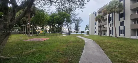 10000 NW 80th Court Hialeah Gardens FL 33016