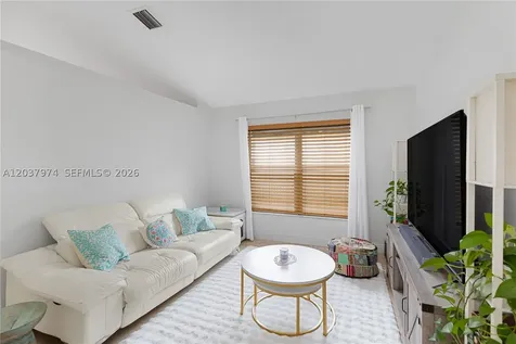 1201 SE 20th Road Homestead FL 33035