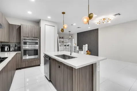 10365 NW 66th Street Doral FL 33178