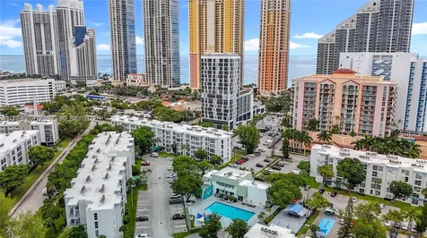 17560 Atlantic Boulevard Sunny Isles Beach FL 33160