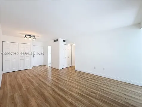 17560 Atlantic Boulevard Sunny Isles Beach FL 33160