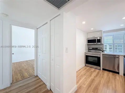 17560 Atlantic Boulevard Sunny Isles Beach FL 33160