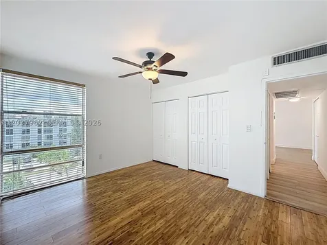 17560 Atlantic Boulevard Sunny Isles Beach FL 33160