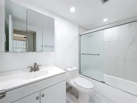 17560 Atlantic Boulevard Sunny Isles Beach FL 33160