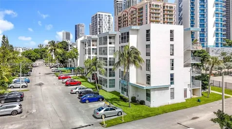 17560 Atlantic Boulevard Sunny Isles Beach FL 33160