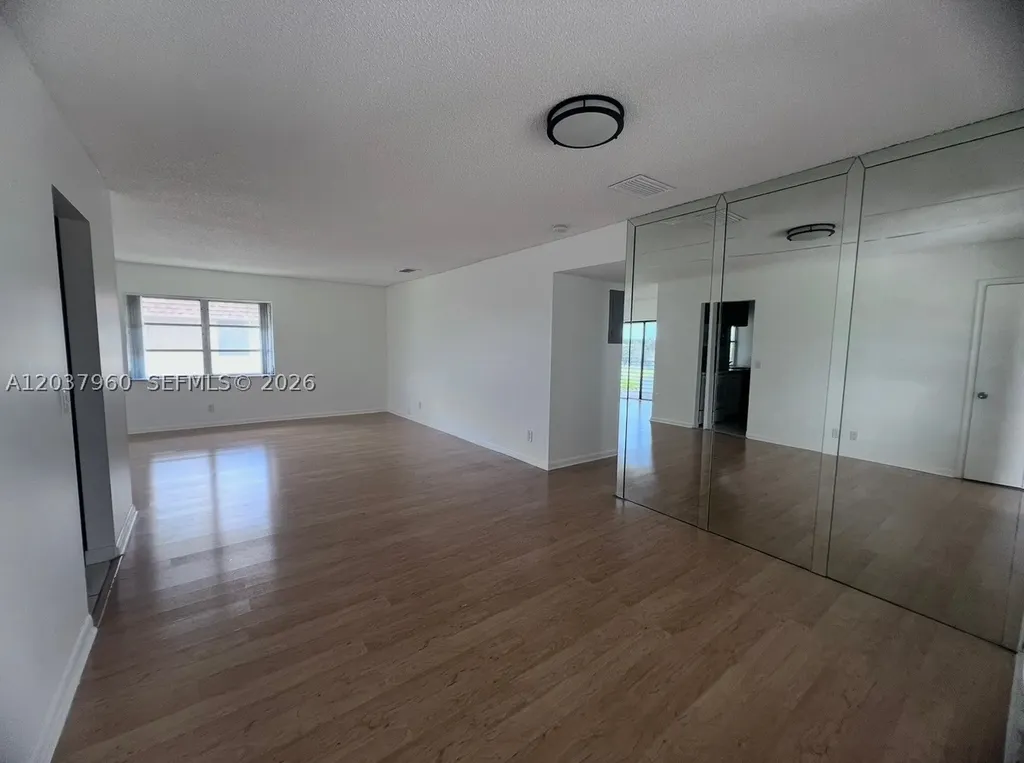 2430 SW 81st Avenue Davie FL 33324