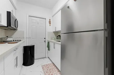 1131 SW 7th Street Miami FL 33130