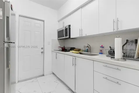 1131 SW 7th Street Miami FL 33130