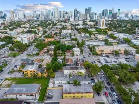 1131 SW 7th Street Miami FL 33130