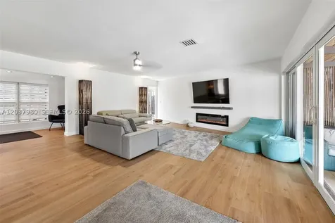 2100 NE 24th Street Wilton Manors FL 33305