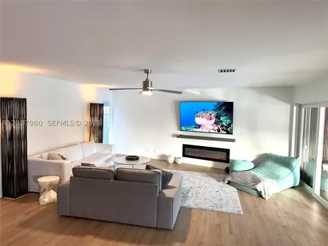 2100 NE 24th Street Wilton Manors FL 33305