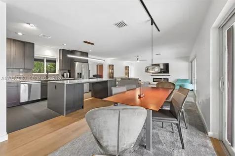 2100 NE 24th Street Wilton Manors FL 33305