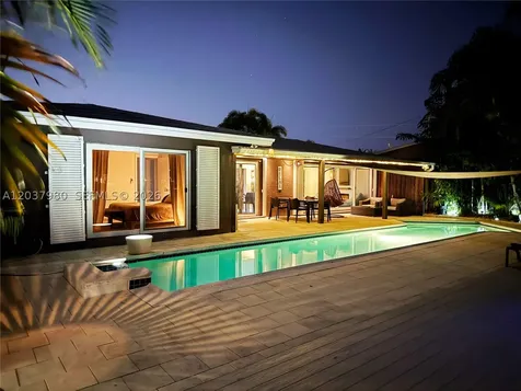 2100 NE 24th Street Wilton Manors FL 33305