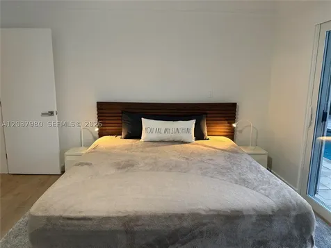 2100 NE 24th Street Wilton Manors FL 33305