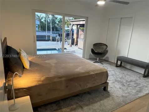 2100 NE 24th Street Wilton Manors FL 33305