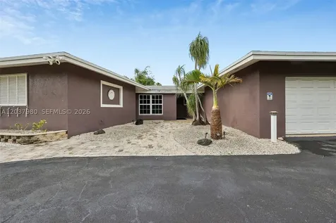 2100 NE 24th Street Wilton Manors FL 33305