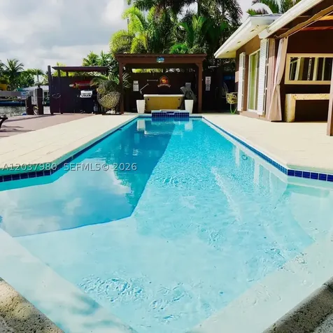 2100 NE 24th Street Wilton Manors FL 33305