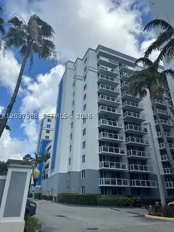 5091 NW 7th Street Miami FL 33126