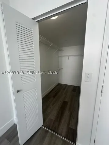 5091 NW 7th Street Miami FL 33126