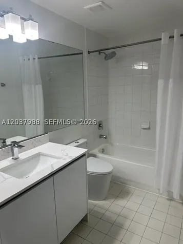 5091 NW 7th Street Miami FL 33126