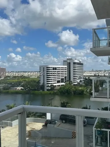 5091 NW 7th Street Miami FL 33126