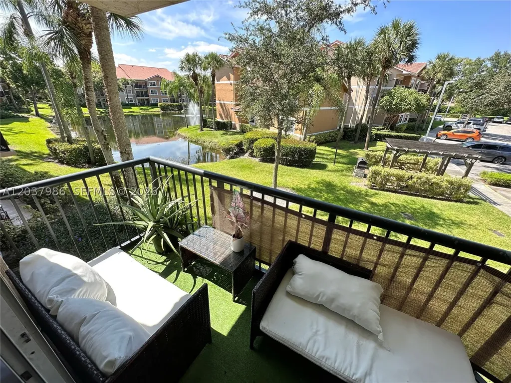 8955 Wiles Road Coral Springs FL 33067