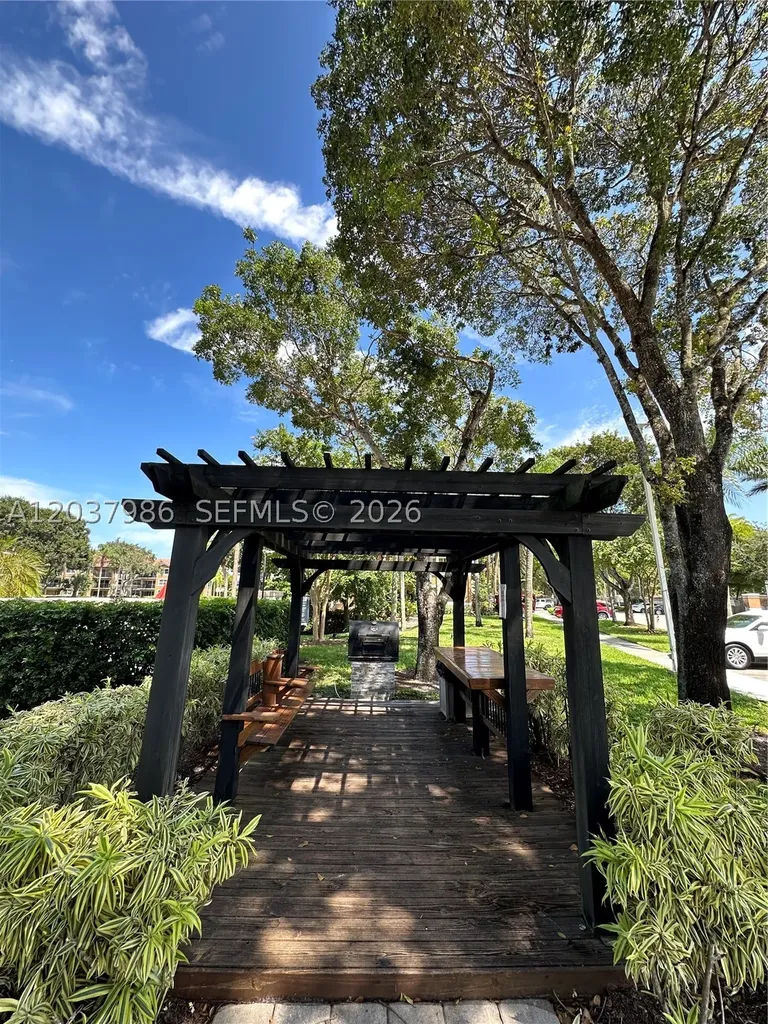 8955 Wiles Road Coral Springs FL 33067