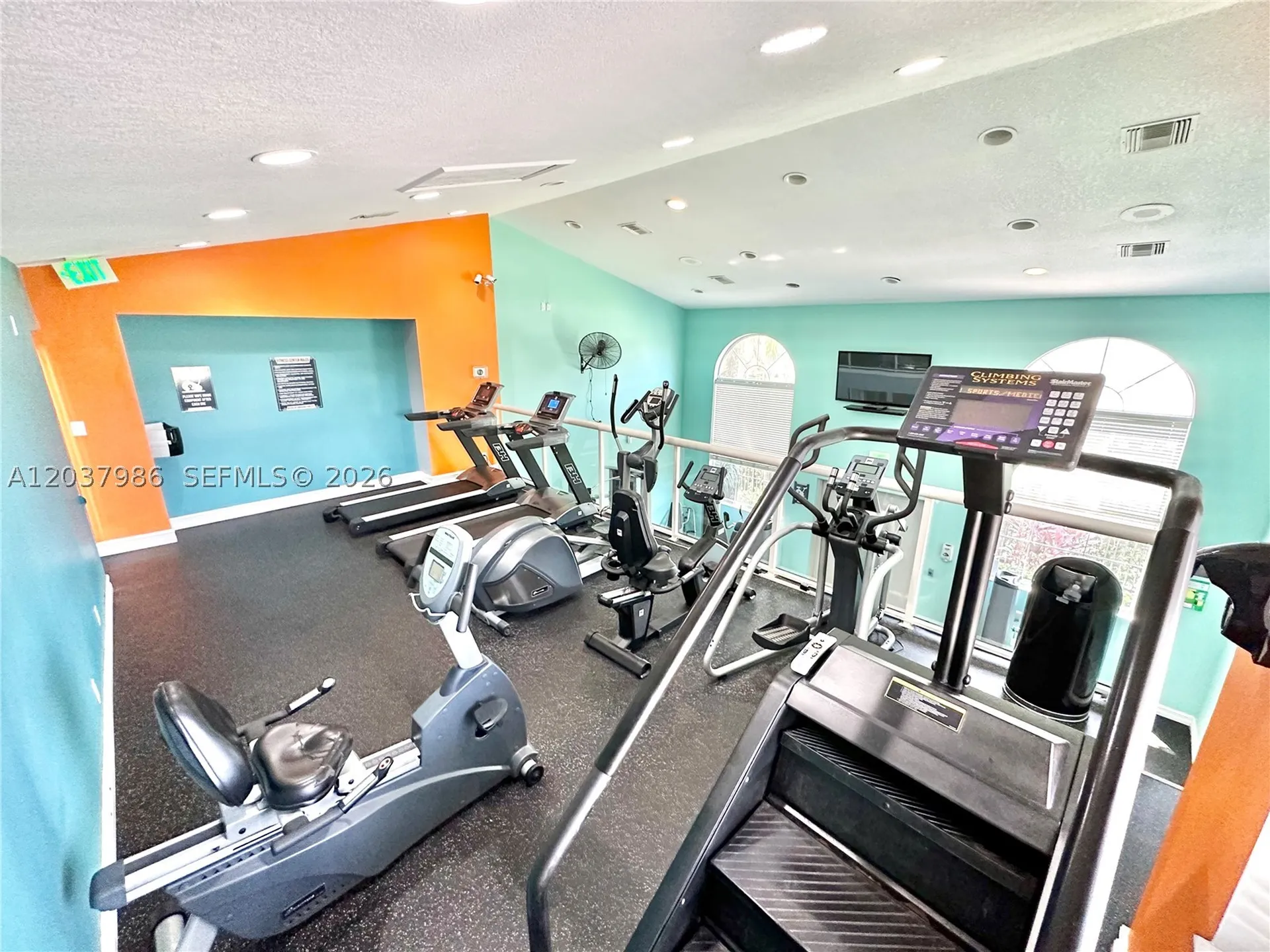 8955 Wiles Road Coral Springs FL 33067
