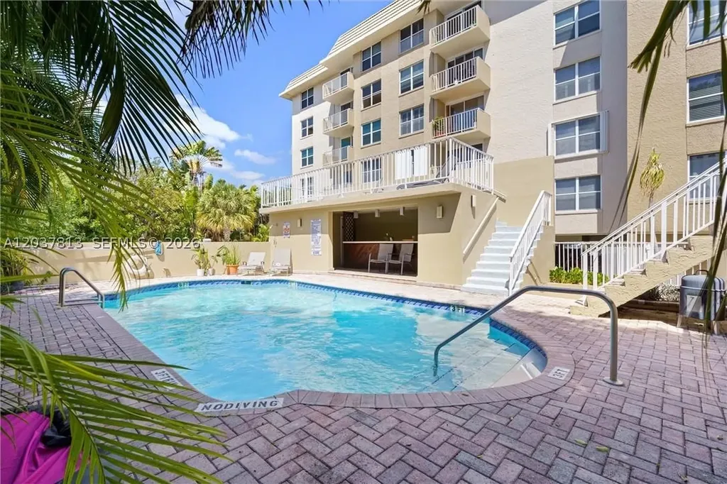 1050 SE 15th Street Fort Lauderdale FL 33316