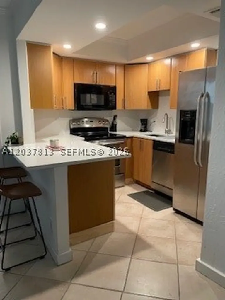 1050 SE 15th Street Fort Lauderdale FL 33316