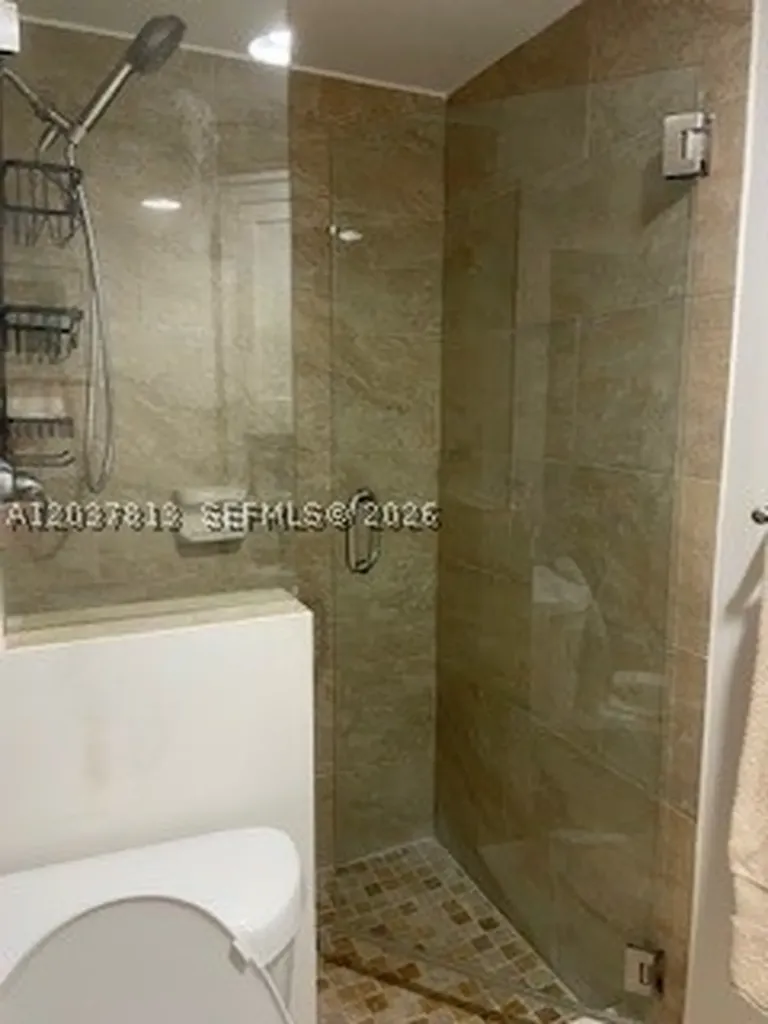 1050 SE 15th Street Fort Lauderdale FL 33316