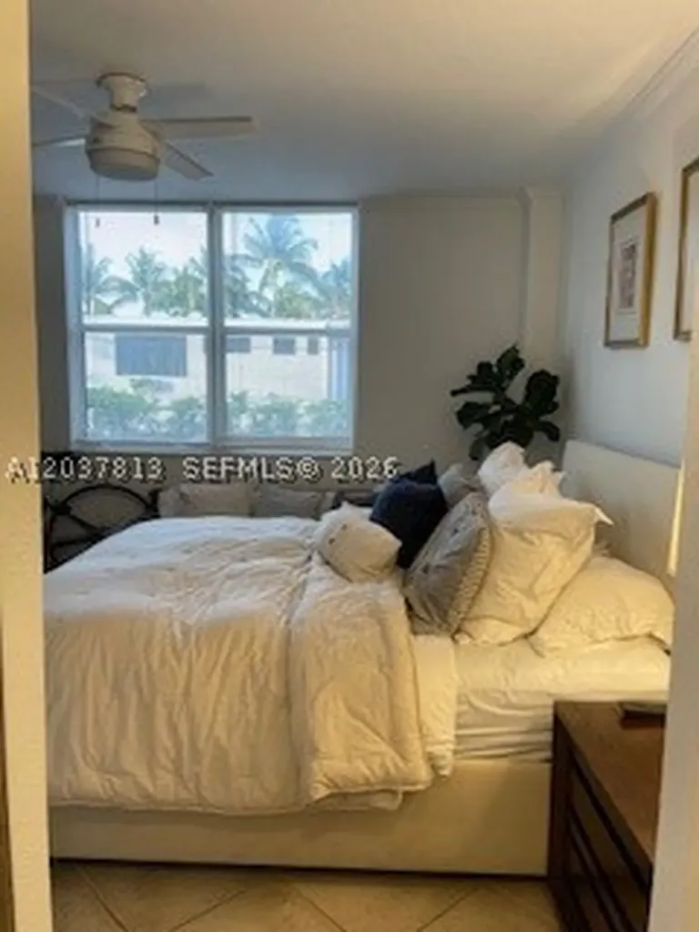 1050 SE 15th Street Fort Lauderdale FL 33316