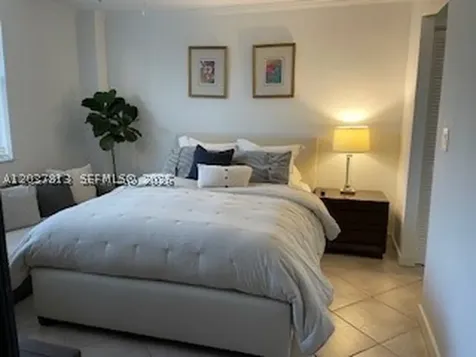 1050 SE 15th Street Fort Lauderdale FL 33316