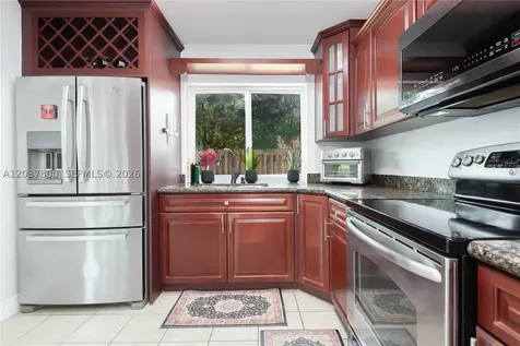 6316 NW 173rd Street Hialeah FL 33015