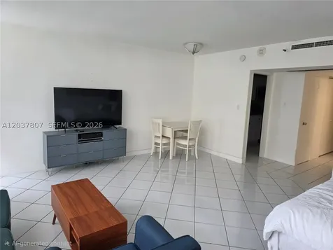 100 Lincoln Road Miami Beach FL 33139