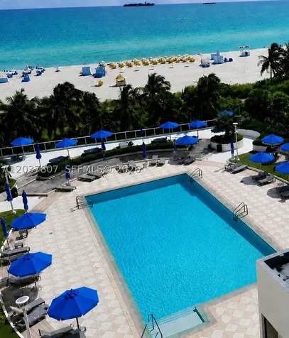 100 Lincoln Road Miami Beach FL 33139