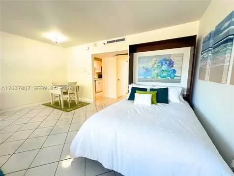 100 Lincoln Road Miami Beach FL 33139